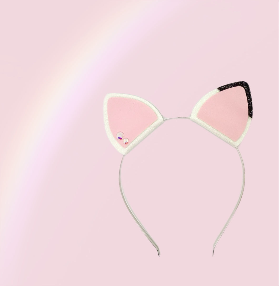 Cat ON A HEADBAND